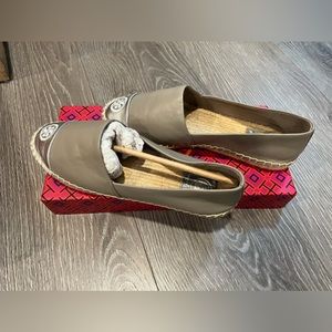 Tory Burch flats